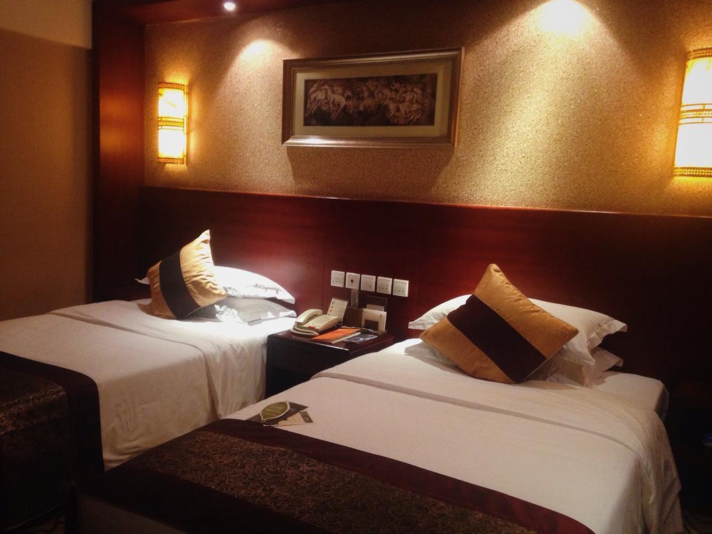 Dynasty International Hotel Kunming Kamer foto