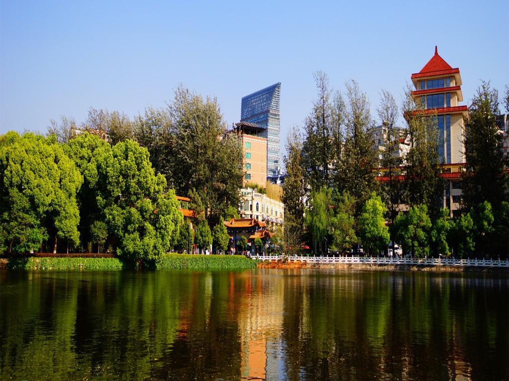 Dynasty International Hotel Kunming Buitenkant foto
