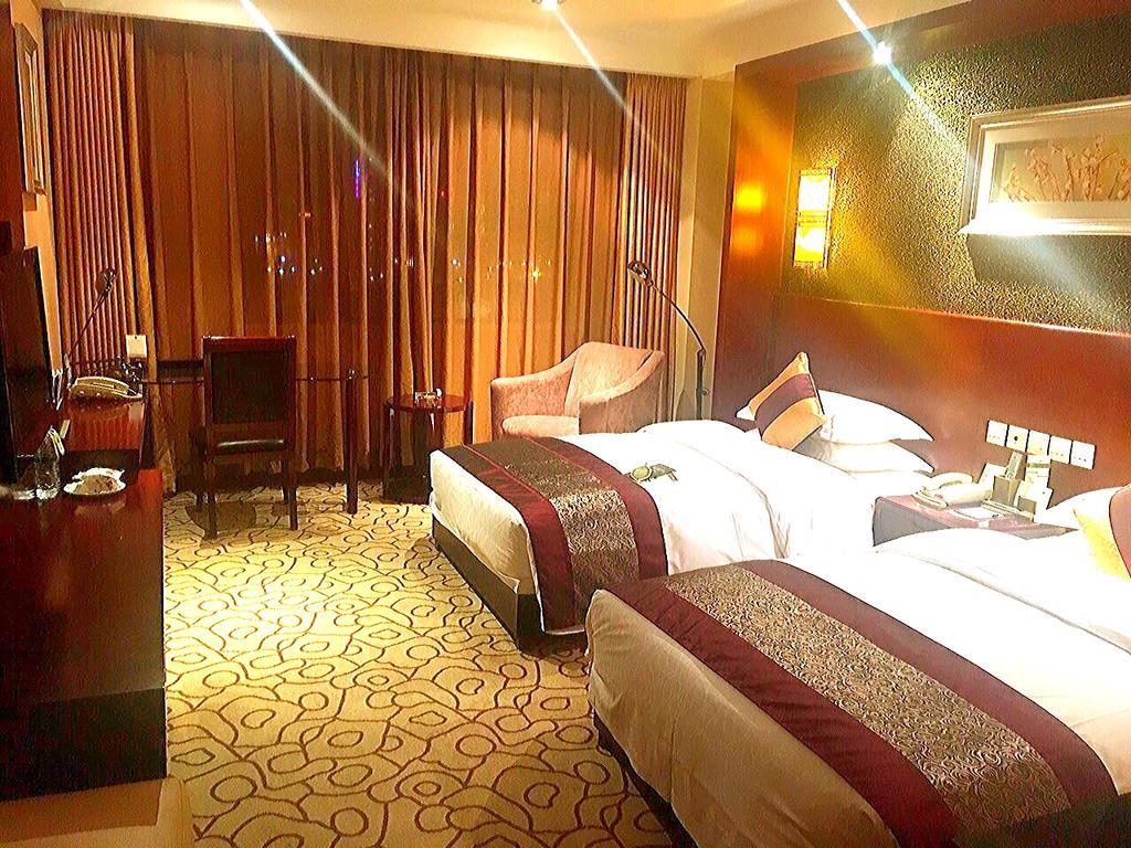 Dynasty International Hotel Kunming Buitenkant foto